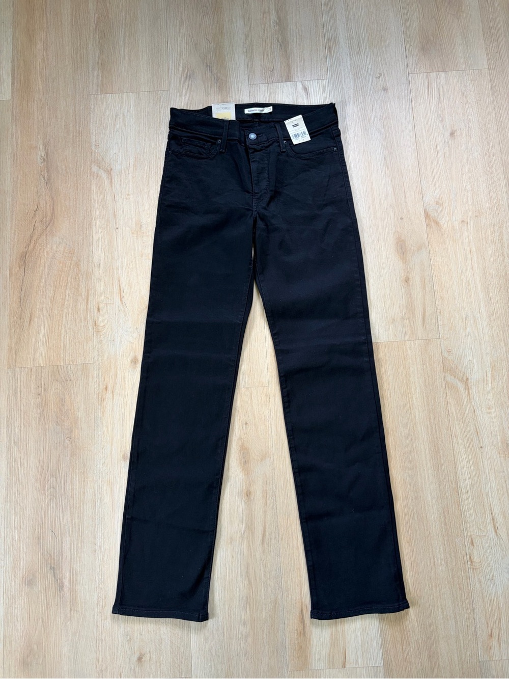 Levi's Black Shaping Straight Jeans - Picture 2 of 8